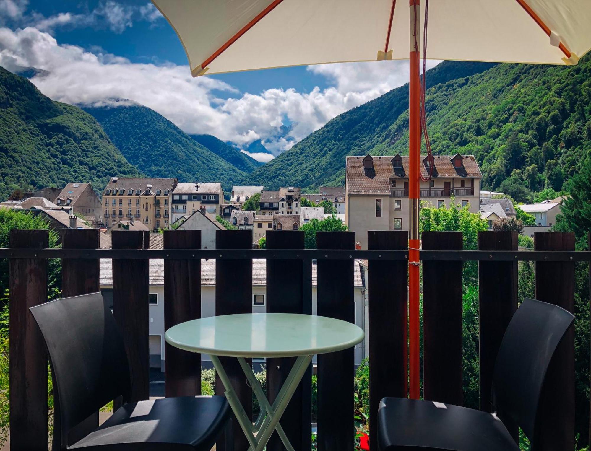 Cano'Py, Charmant 2 Pieces Avec Vue Montagne En Coeur De Ville Bagnères-de-Luchon Extérieur photo